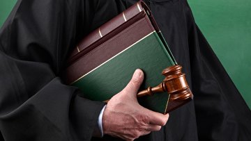 Суд в ХМАО отменил наказание экс-криминалисту МВД по делу о нападении на судью