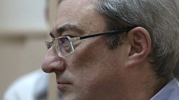 Экс-глава Коми Гайзер предстанет перед судом по делу о превышении полномочий