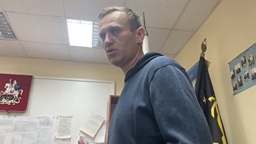 Члены ОНК навестили Навального в СИЗО, жалоб от него нет