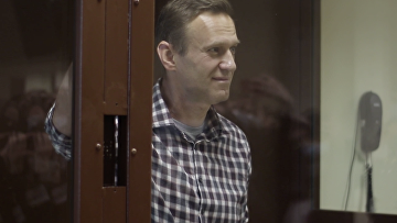Суд оставил без движения новый иск Навального к пресс-секретарю президента Пескову