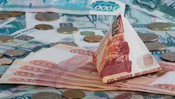 В Екатеринбурге со счетов полицейского взыскали 1,9 млн руб в доход государства