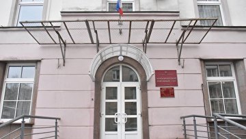 Суд продлил арест нотариуса по делу о коммерческом подкупе до конца лета