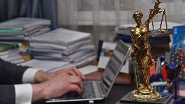 Суд взыскал 10 тыс. рублей с адвоката, не обжаловавшего обвинительный приговор