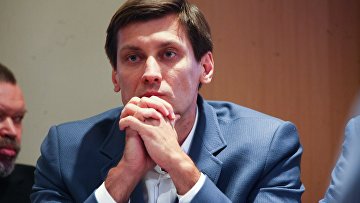 Прокуратура Москвы требует возбудить дело об уклонении от обязанностей иноагента против экс-депутата Гудкова