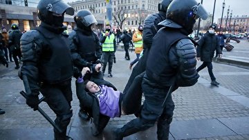 Москалькова обеспокоена жестокостью действий полиции к демонстрантам во Франции