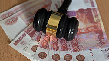 Суд взыскал более 100 тыс. рублей с парикмахерской за отек Квинке у клиентки после окрашивания волос